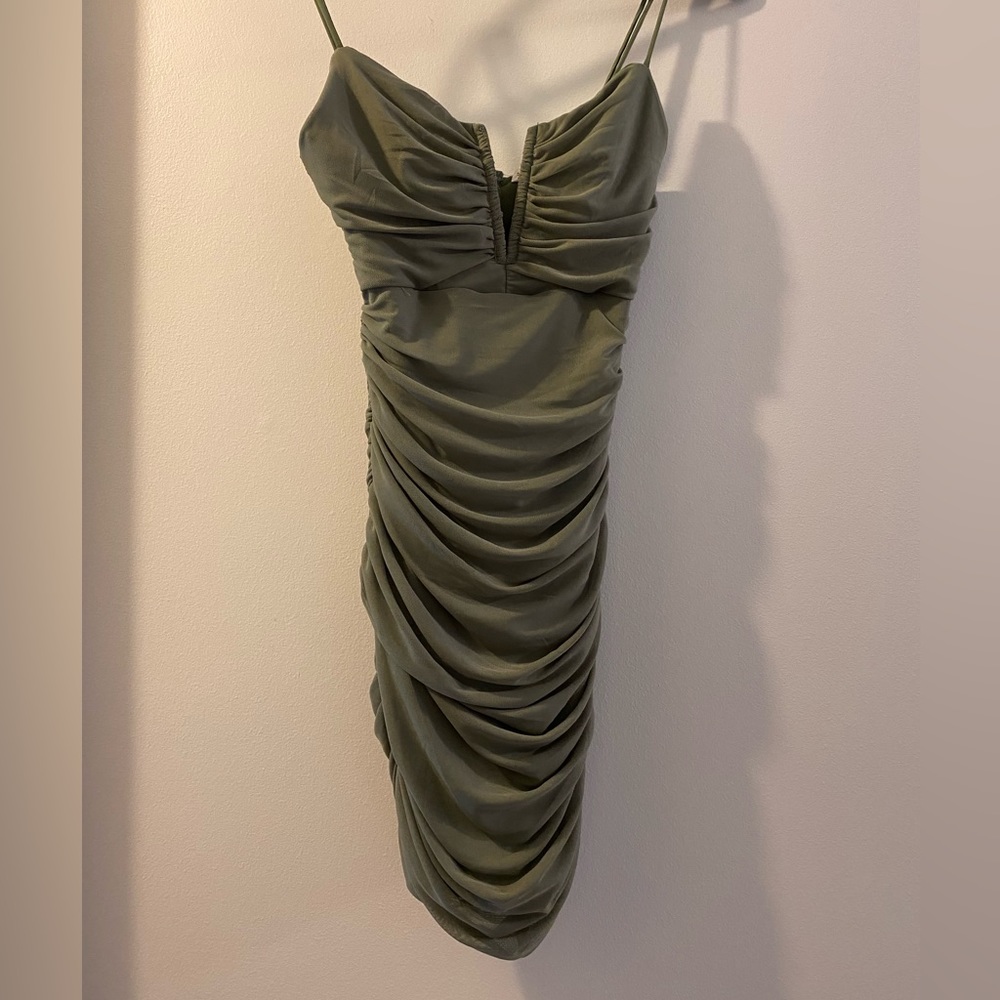 This dress was purchased for my daughter’s 8th grade dance. She never wore it.